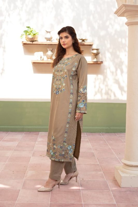 Cambric 3-Piece Suit Beige Embroidered