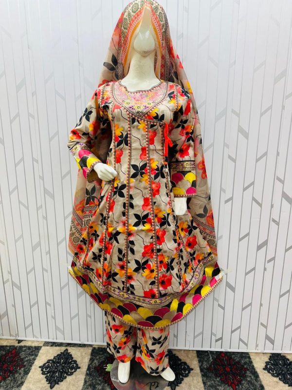 Contraya Fabric 3-Piece Suit