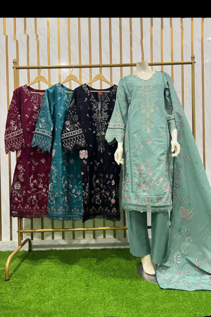 Winter Luxe Khaddar Embroidered 3-Piece