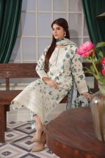 Cambric Embroidered Suit with Floral Print